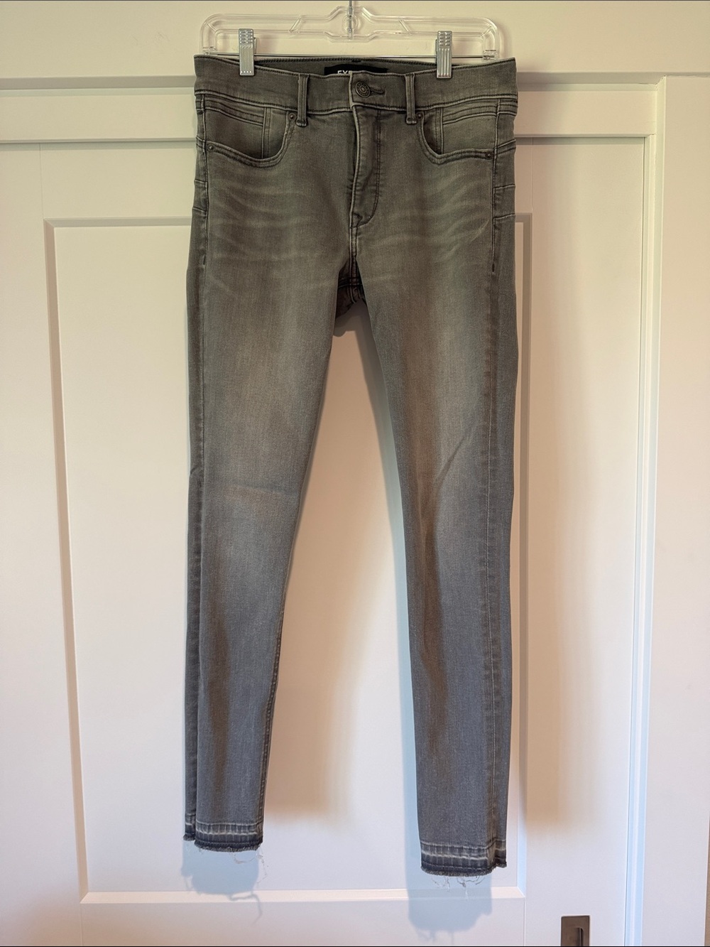 Express Women's Skinny Jeans in Faded Gray